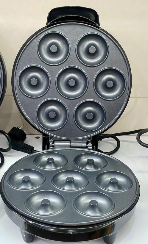 دونات ساز سیلورکرست مدل SC-557D