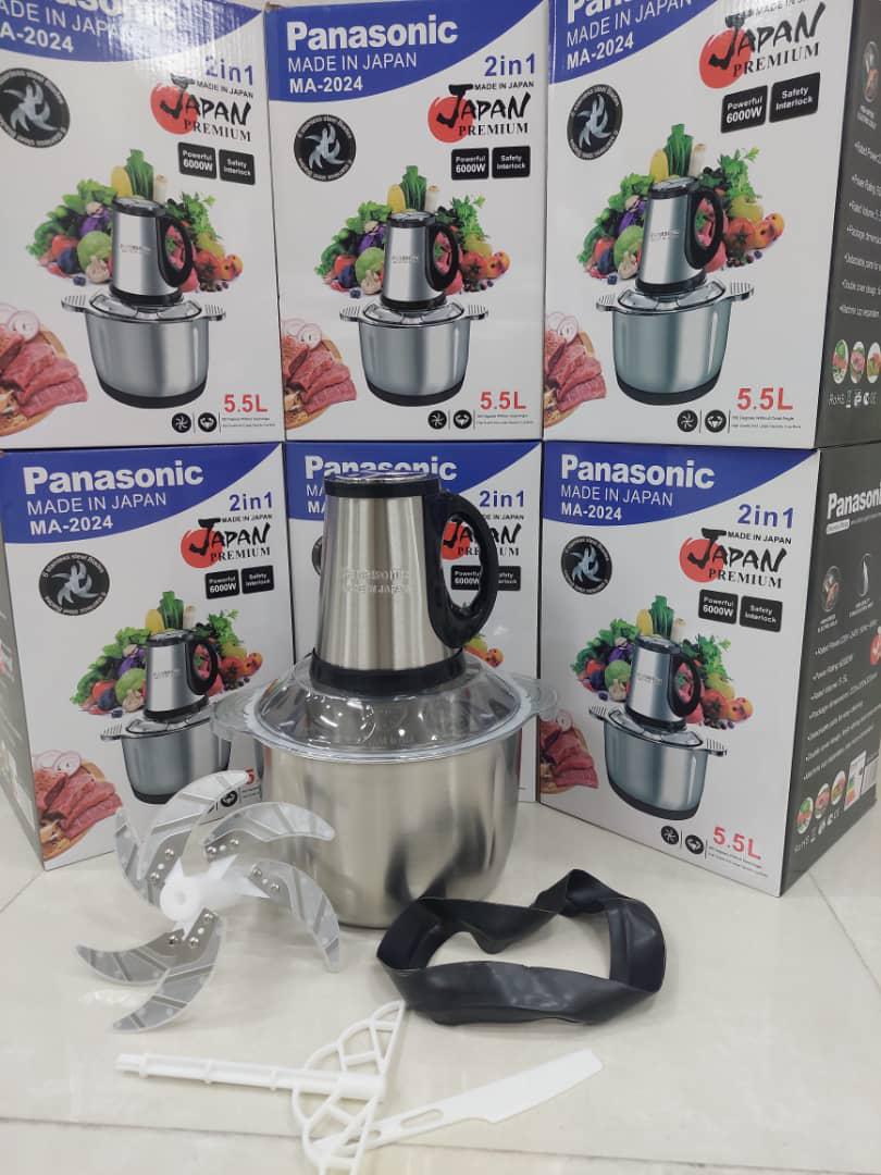 خردکن 5.5 لیتر پاناسونیک- 6 تیغه استیل همراه با همزن و کاردک-قدرت 6000 وات- مدل MA2024